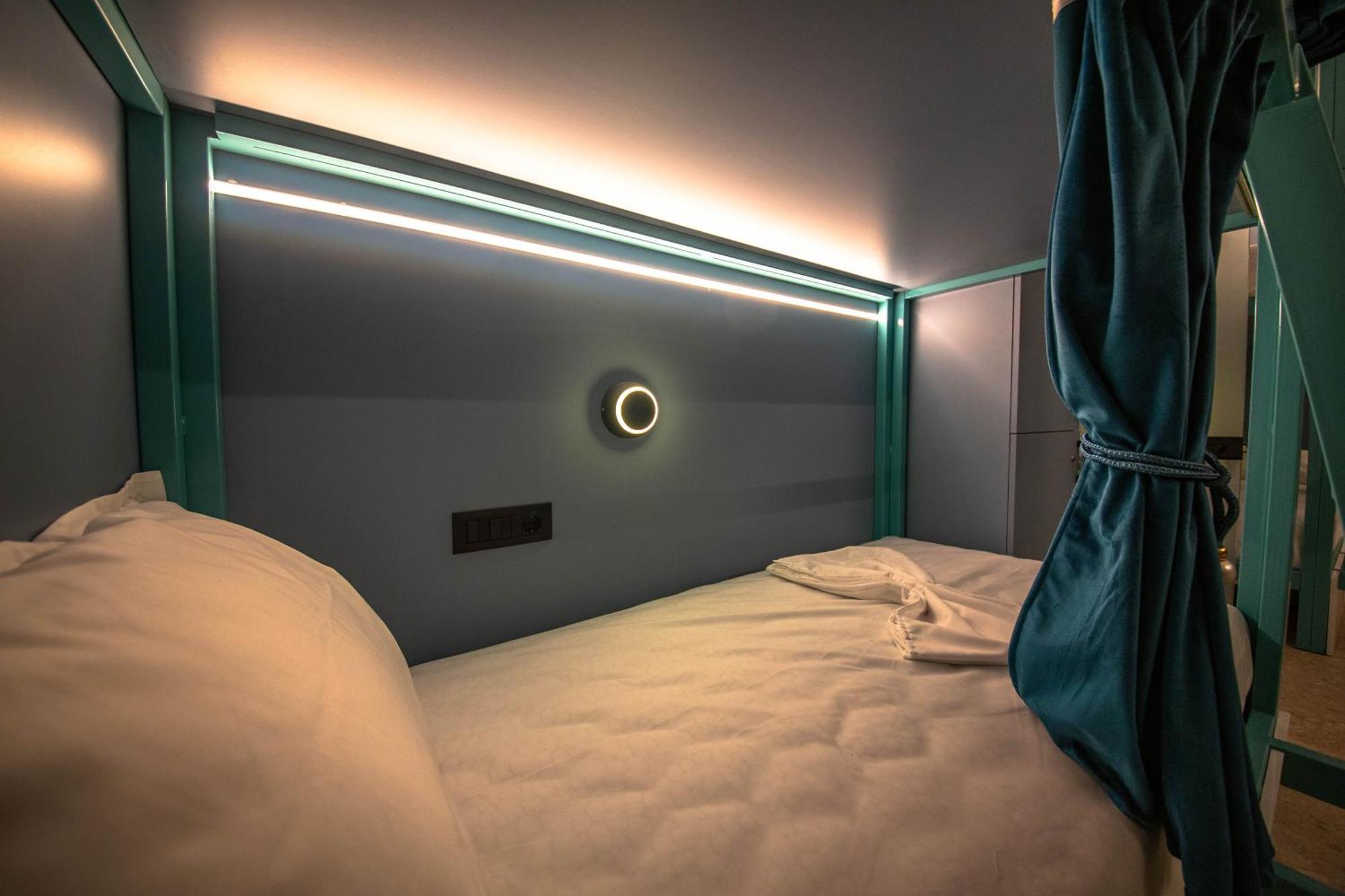 Vega 43 Hostel Саранда Екстер'єр фото