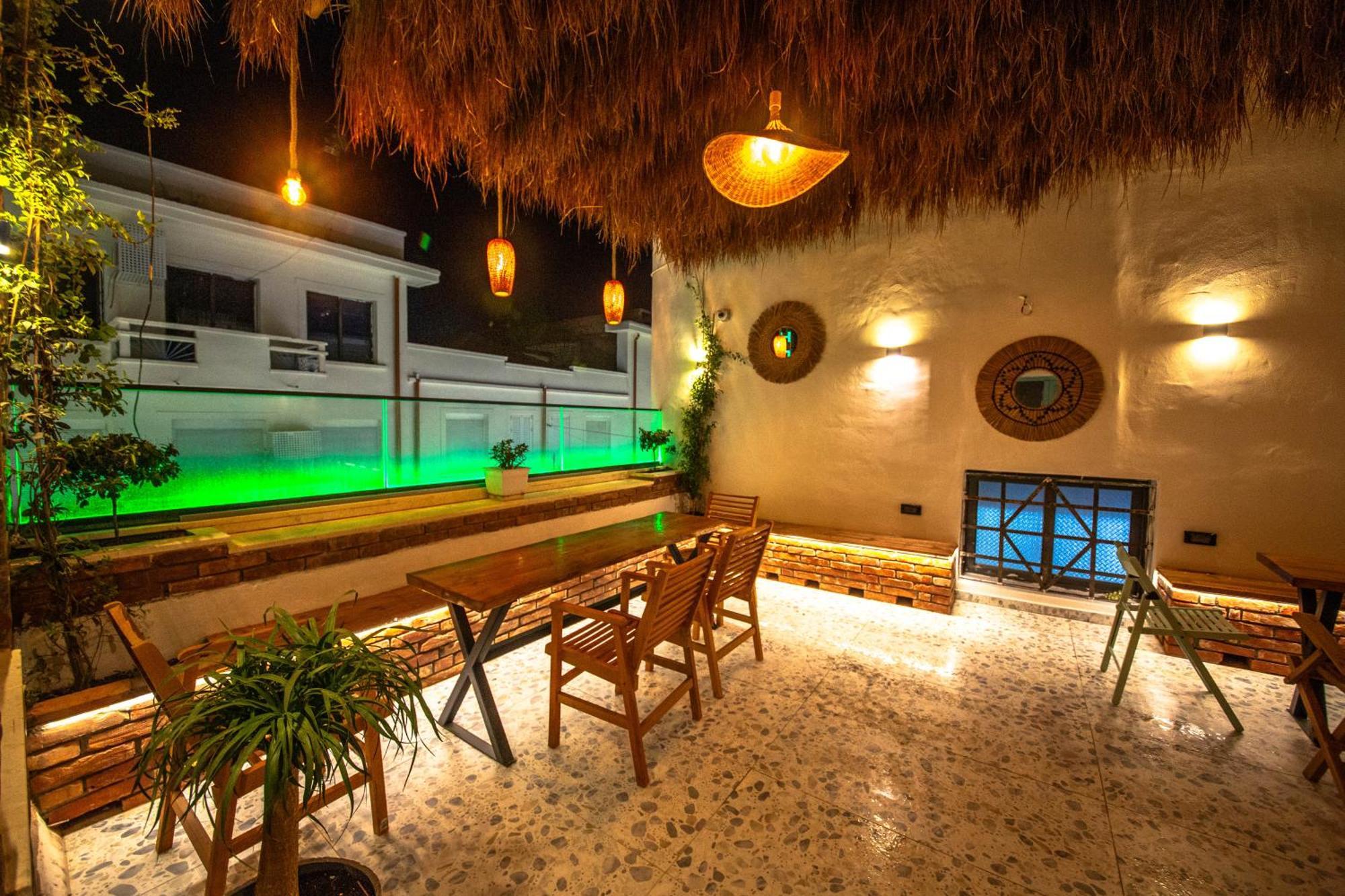 Vega 43 Hostel Саранда Екстер'єр фото