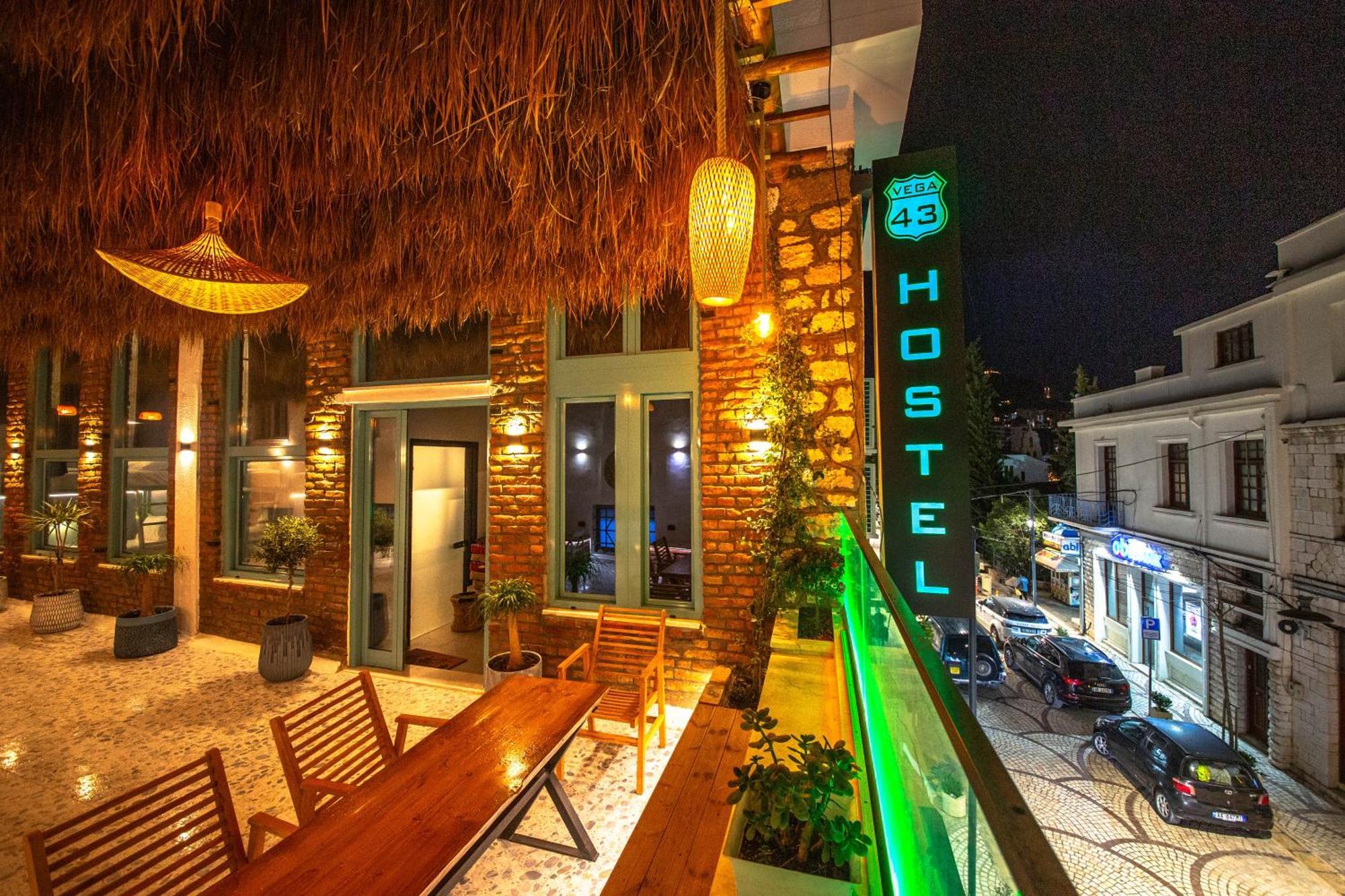 Vega 43 Hostel Саранда Екстер'єр фото